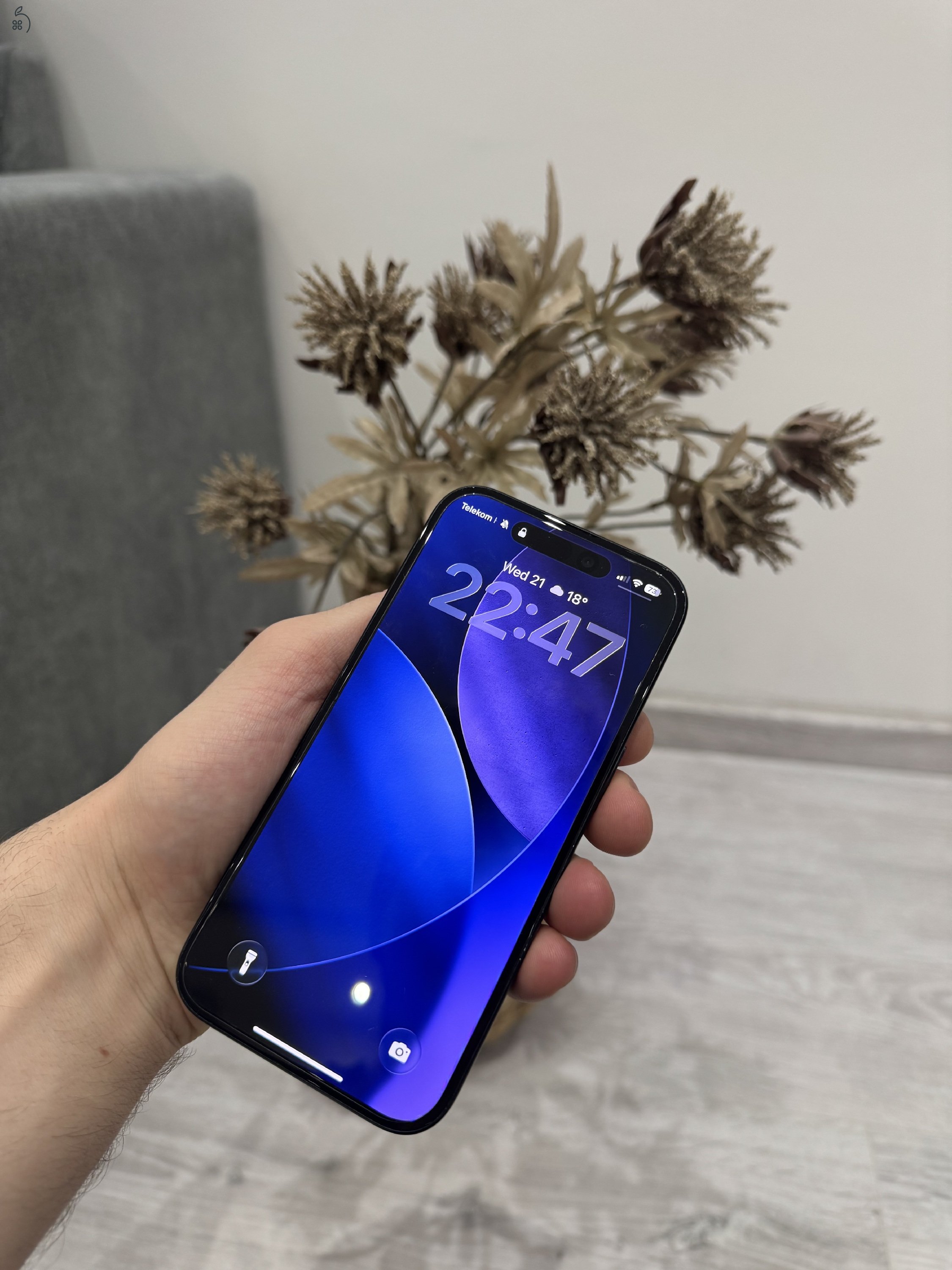 Eladó iPhone 16 128 GB fekete színben