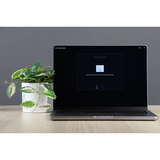 Használt MacBook Pro 14