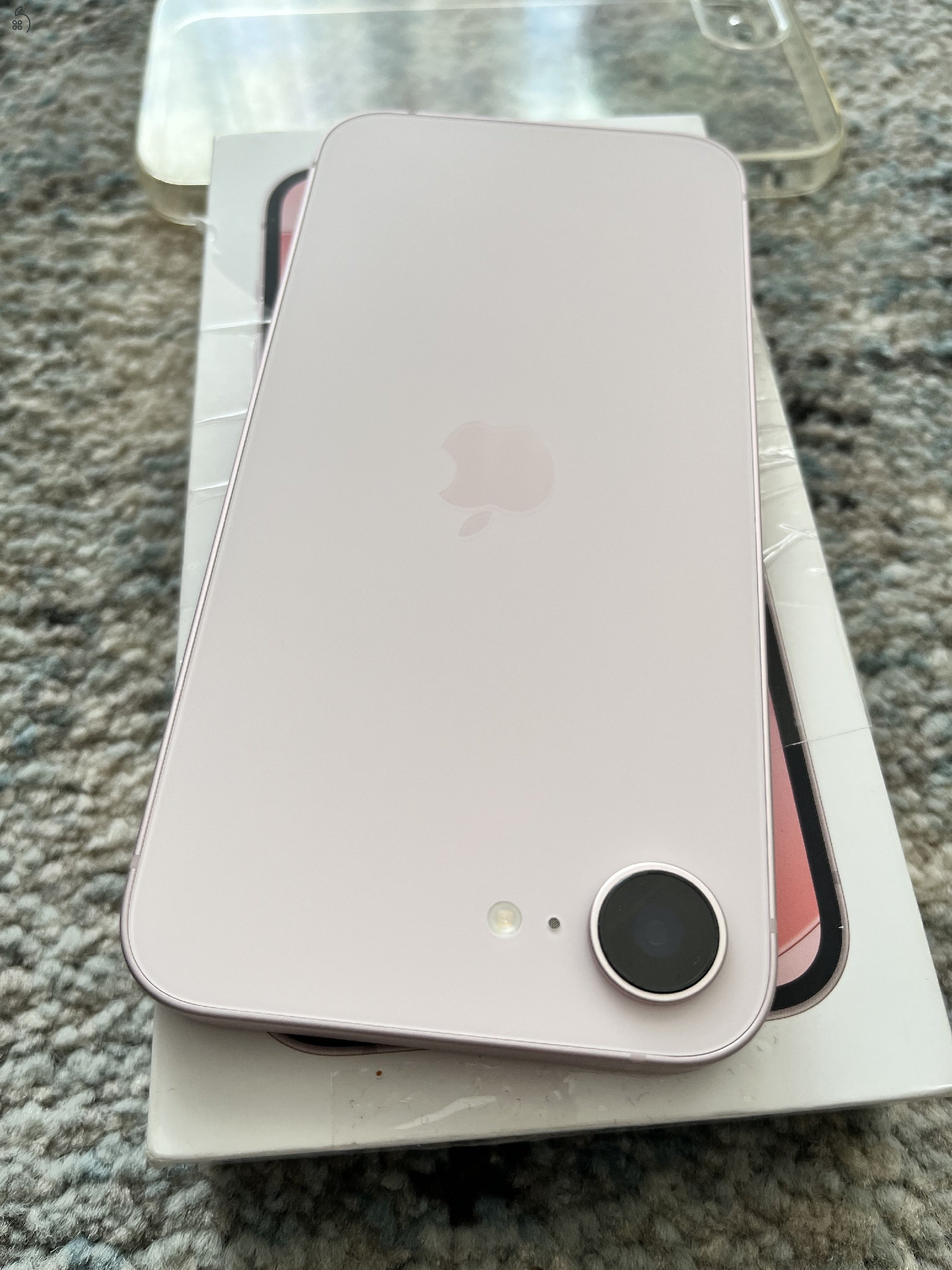 iPhone 17e 256GB Karcmentes!