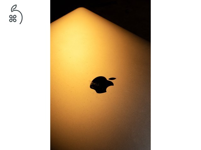 Apple MacBook Pro 16
