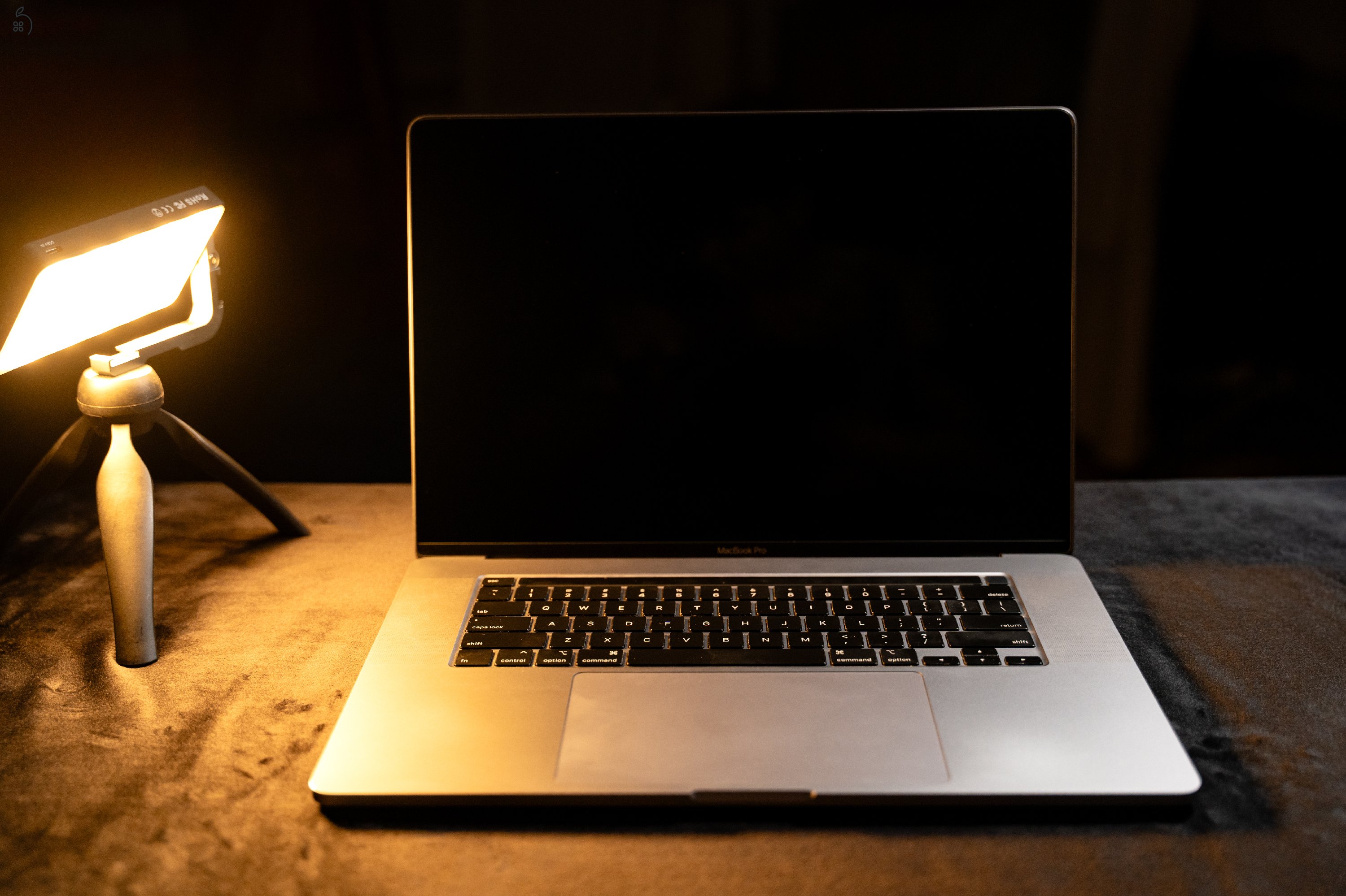 Apple MacBook Pro 16