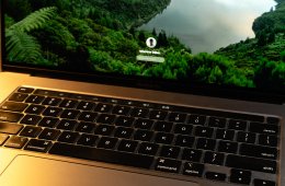 Apple MacBook Pro 16