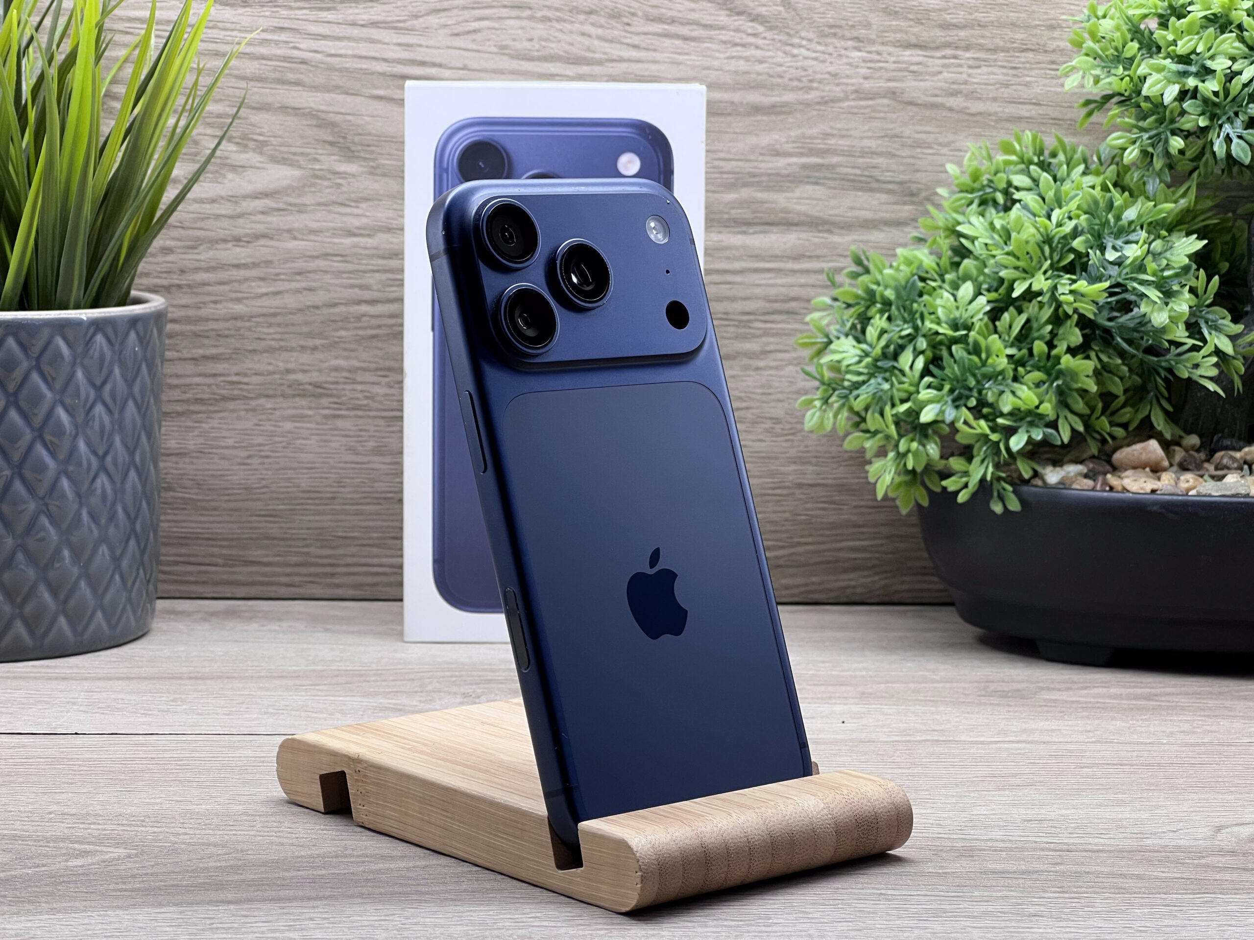 iPhone 17 Pro Deep Blue 256GB 2 ÉV Garanciával Számlával
