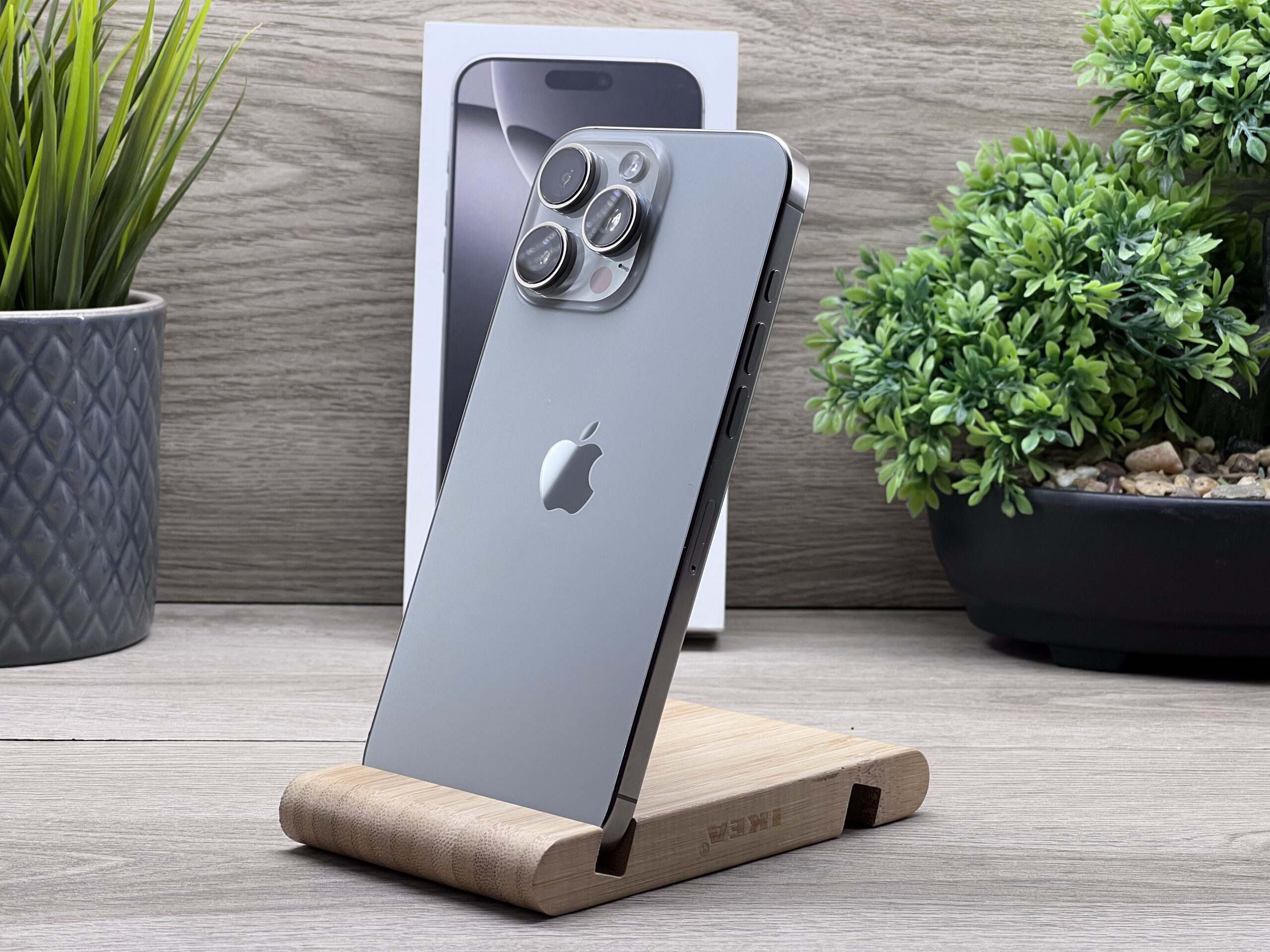 iPhone 16 Pro Max Natural Titanium 256GB 2 ÉV Garanciával Számlával