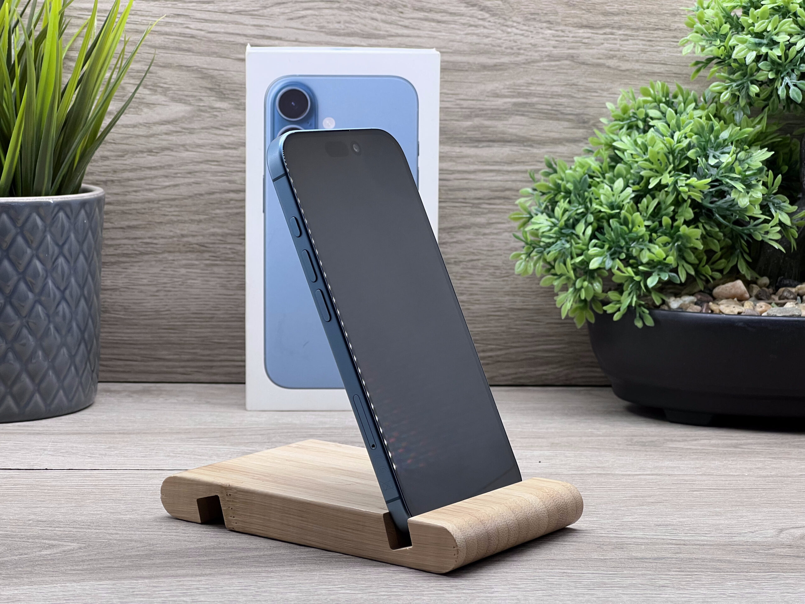 iPhone 16 Teal 256GB 2 ÉV Garanciával Számlával