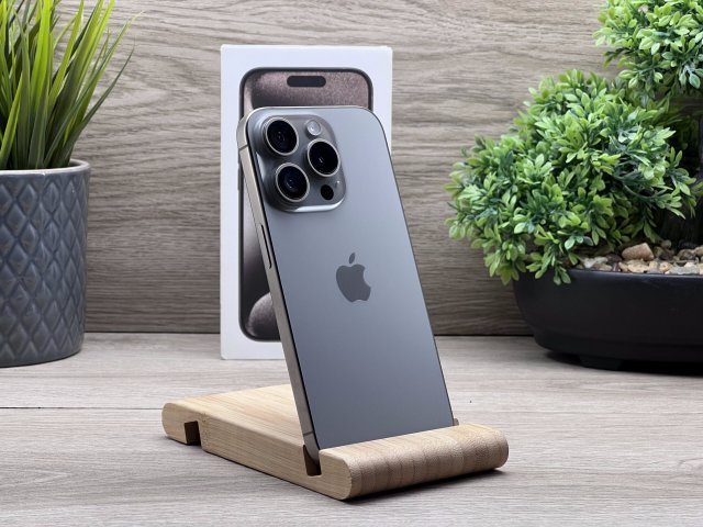 Hibátlan iPhone 15 Pro Natural Titanium 256GB 2 ÉV Garanciával Számlával