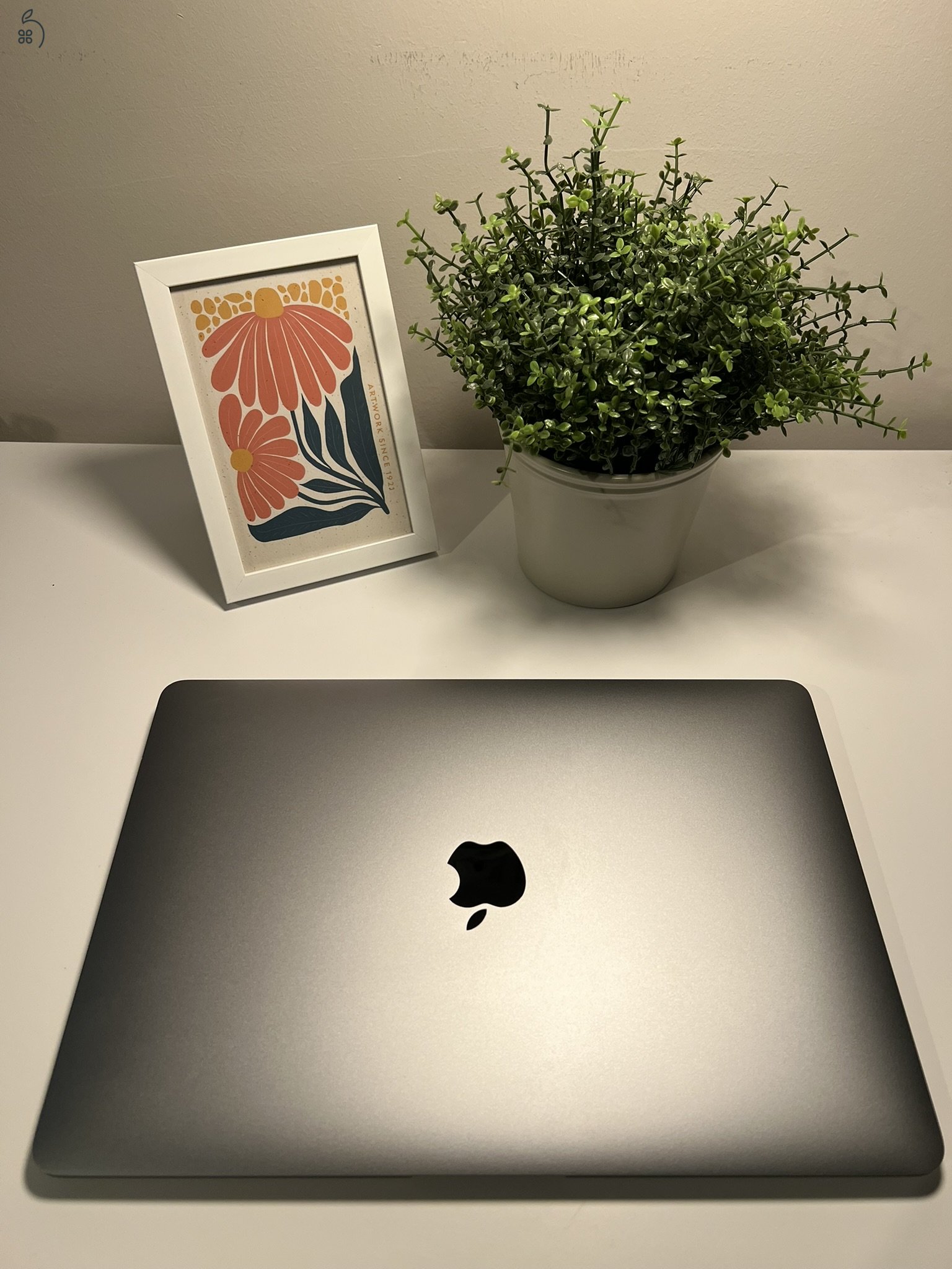 Apple MacBook Air 13” M1 8 GB RAM / 256 GB SSD hibátlan, tesztelt, számlával, dobozában, ingyenes szállítással