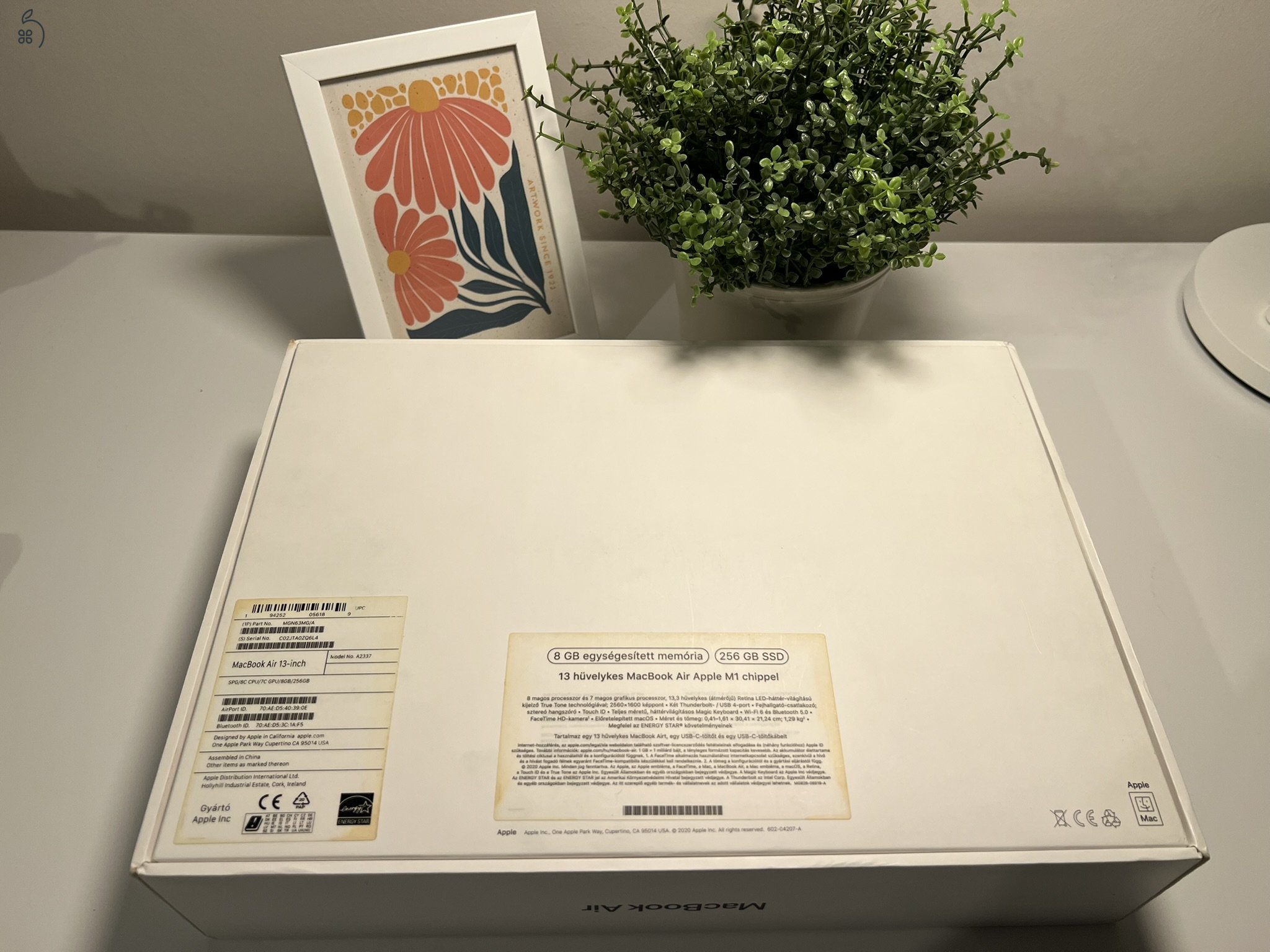 Apple MacBook Air 13” M1 8 GB RAM / 256 GB SSD hibátlan, tesztelt, számlával, dobozában, ingyenes szállítással