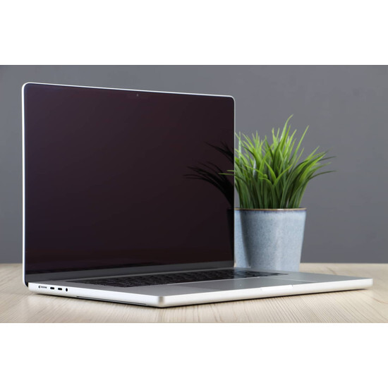 Újszerű MacBook Pro 16