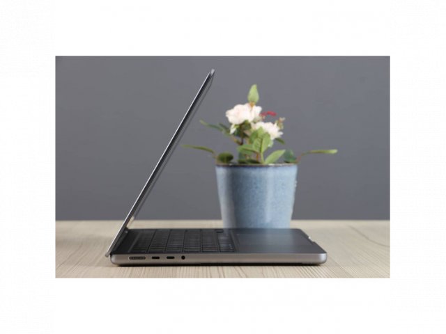 Használt MacBook Pro 14