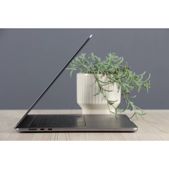 Újszerű MacBook Air 15