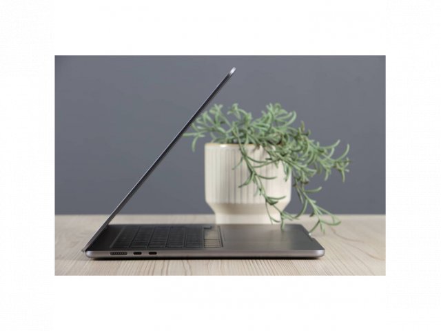 Újszerű MacBook Air 15