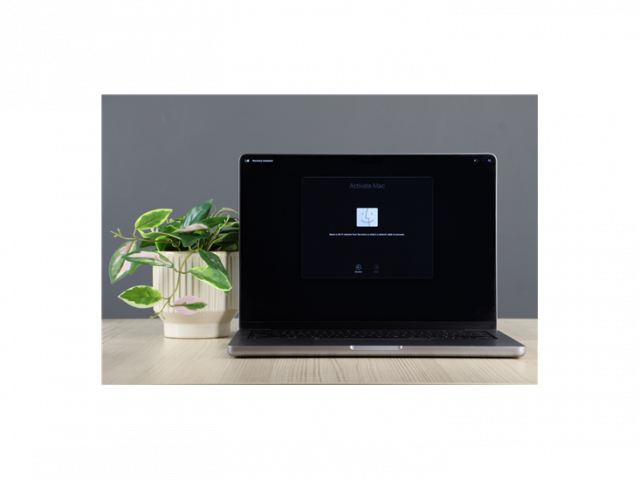 Használt MacBook Pro 14