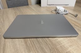 Apple MacBook Air M3 Silver – 13” (2024) 