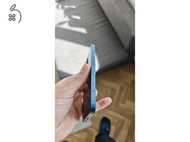 Iphone 13 - 256gb - 82% gyári akksi - Gyári független - Számlával igazolva