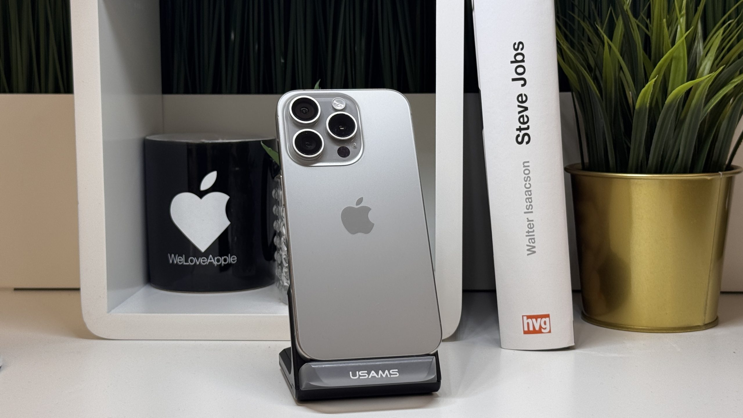 iPhone 15 Pro, 512GB, Natúr Titán, Számla, 2 Év Garancia