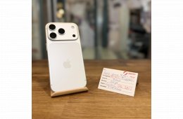 Apple iPhone 17 Pro - Silver - 256GB - Akku 98% - Újszerű