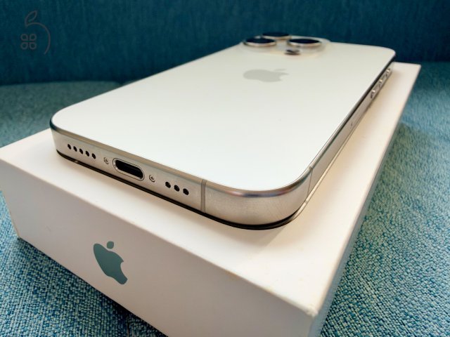 iPhone 15 Pro – 256 GB – fehér titán (white titanium)