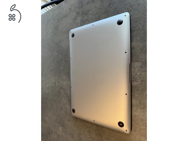 Apple Macbook Air M1