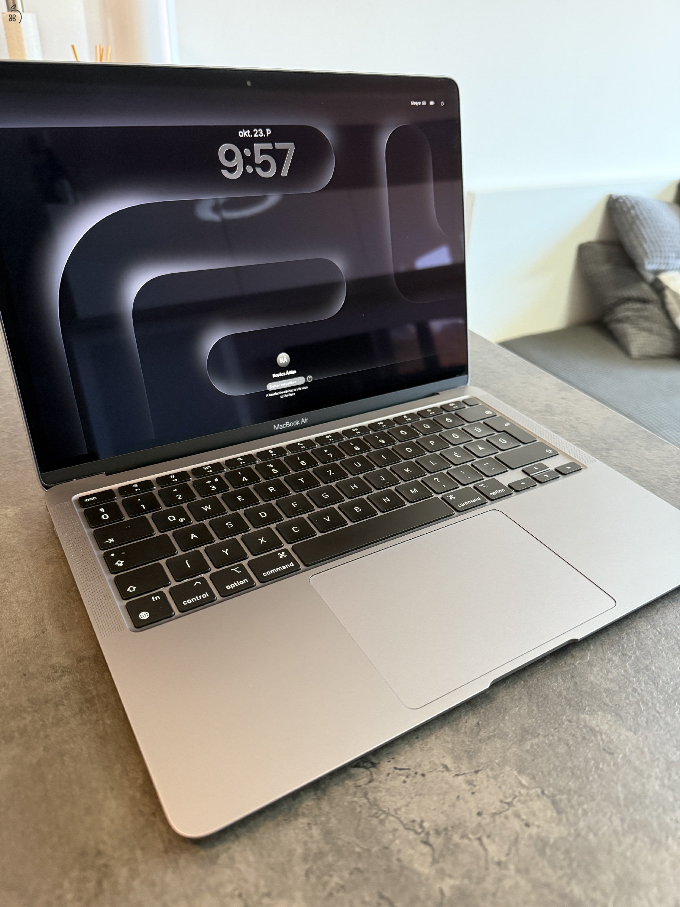 Apple Macbook Air M1