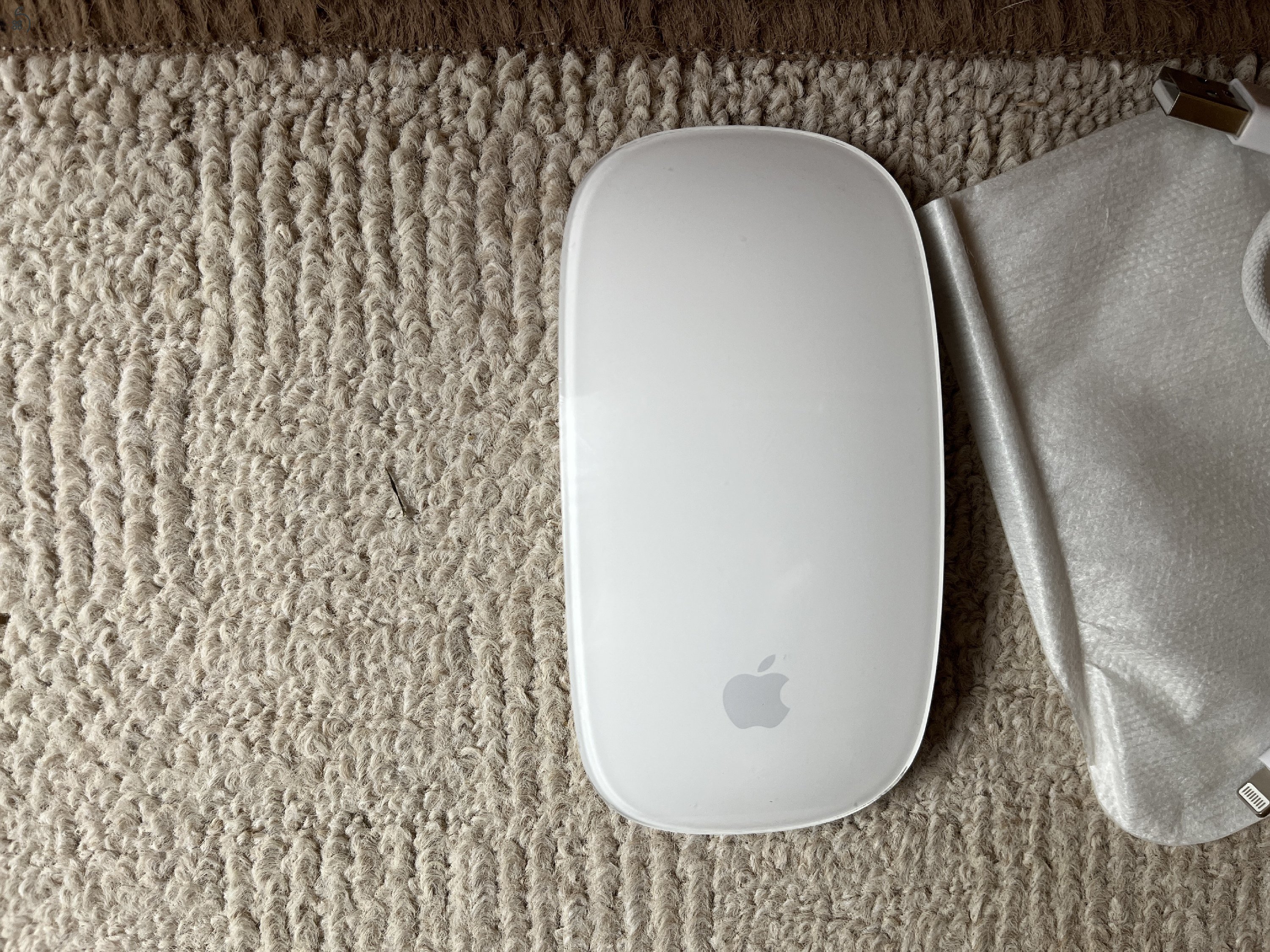 APPLE Magic Mouse 2 eladó.