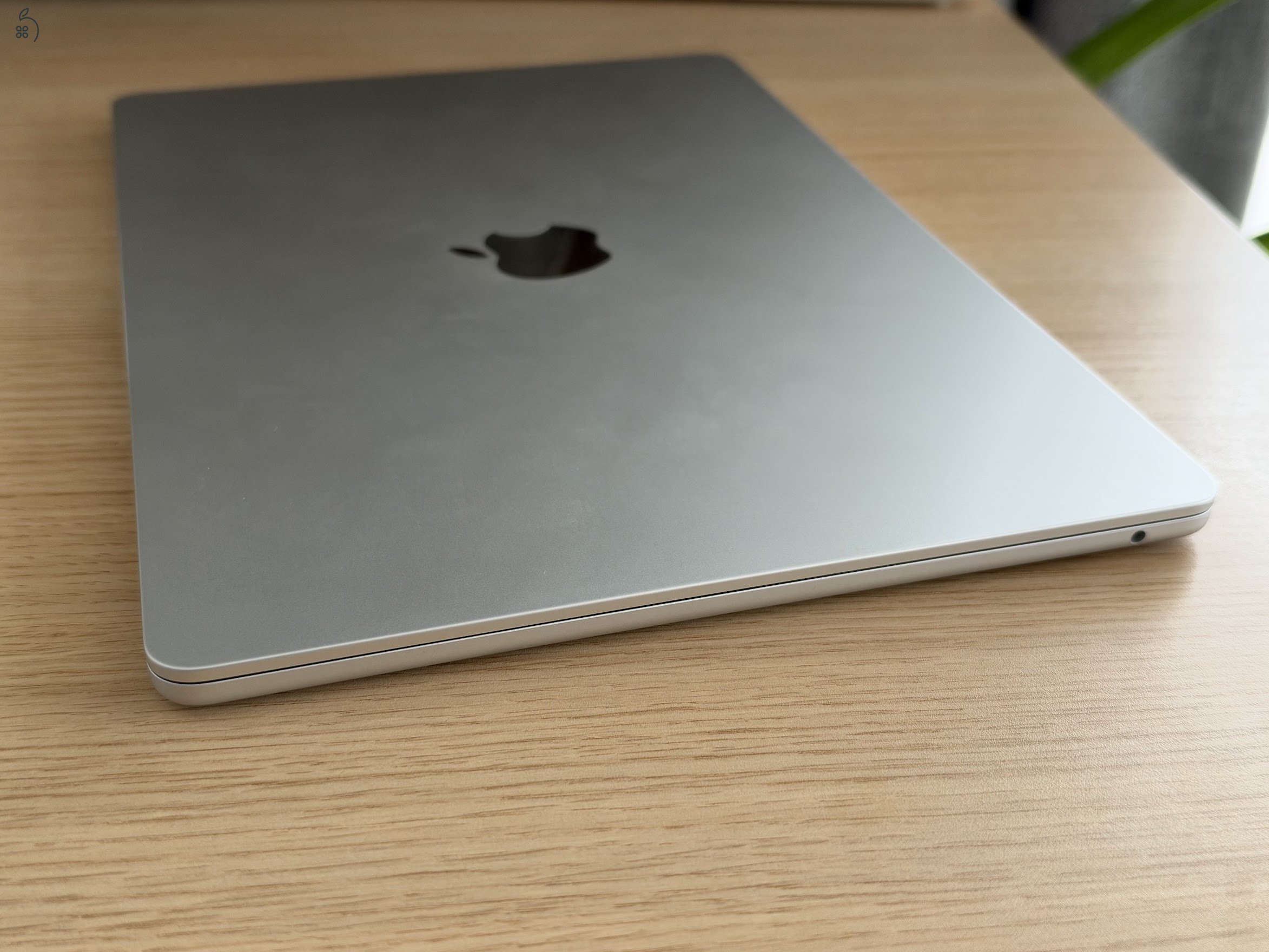 MacBook Air Silver 15” 2025 M4 16 GB RAM 256 GB SSD