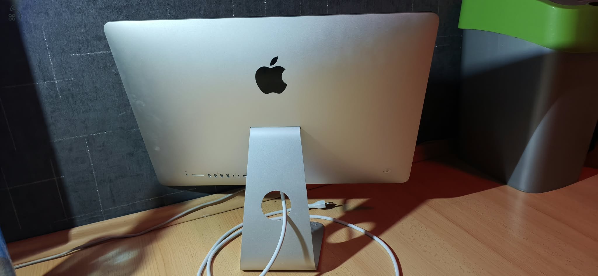 Eladó 2db IMAC 2019, I5-8500 3GHz, Radeon Pro 560x 4GB