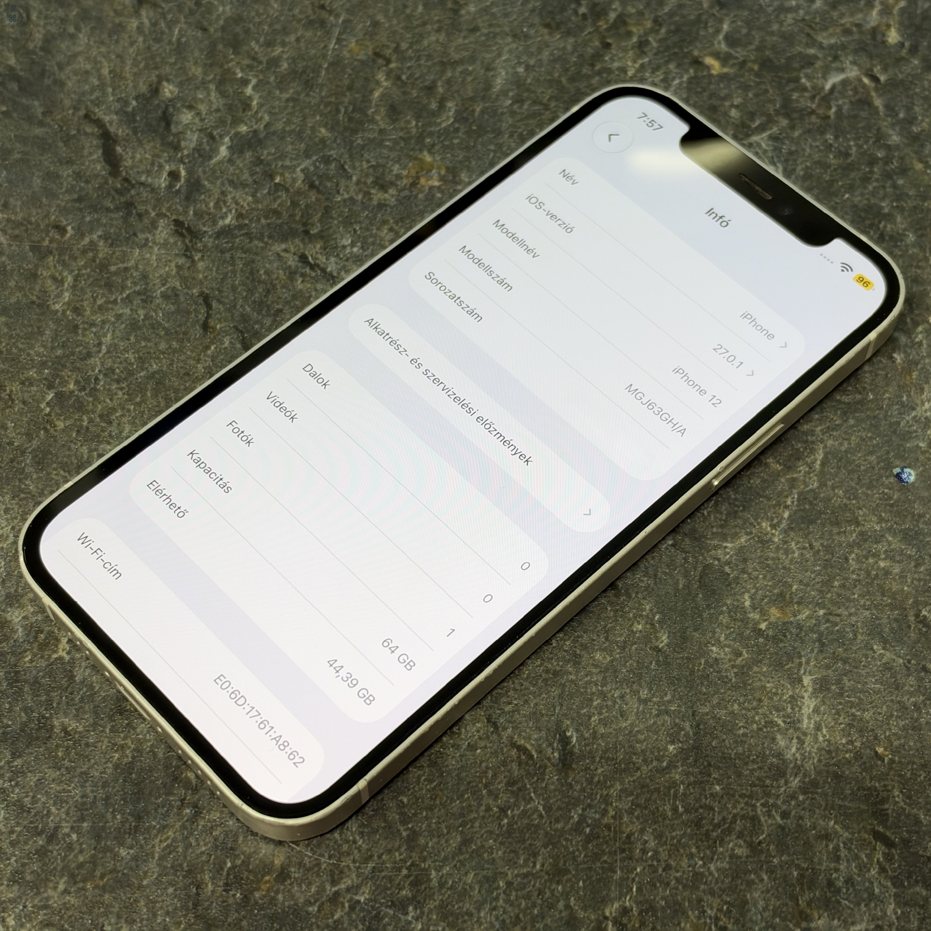 iPhone 12 64GB Fehér