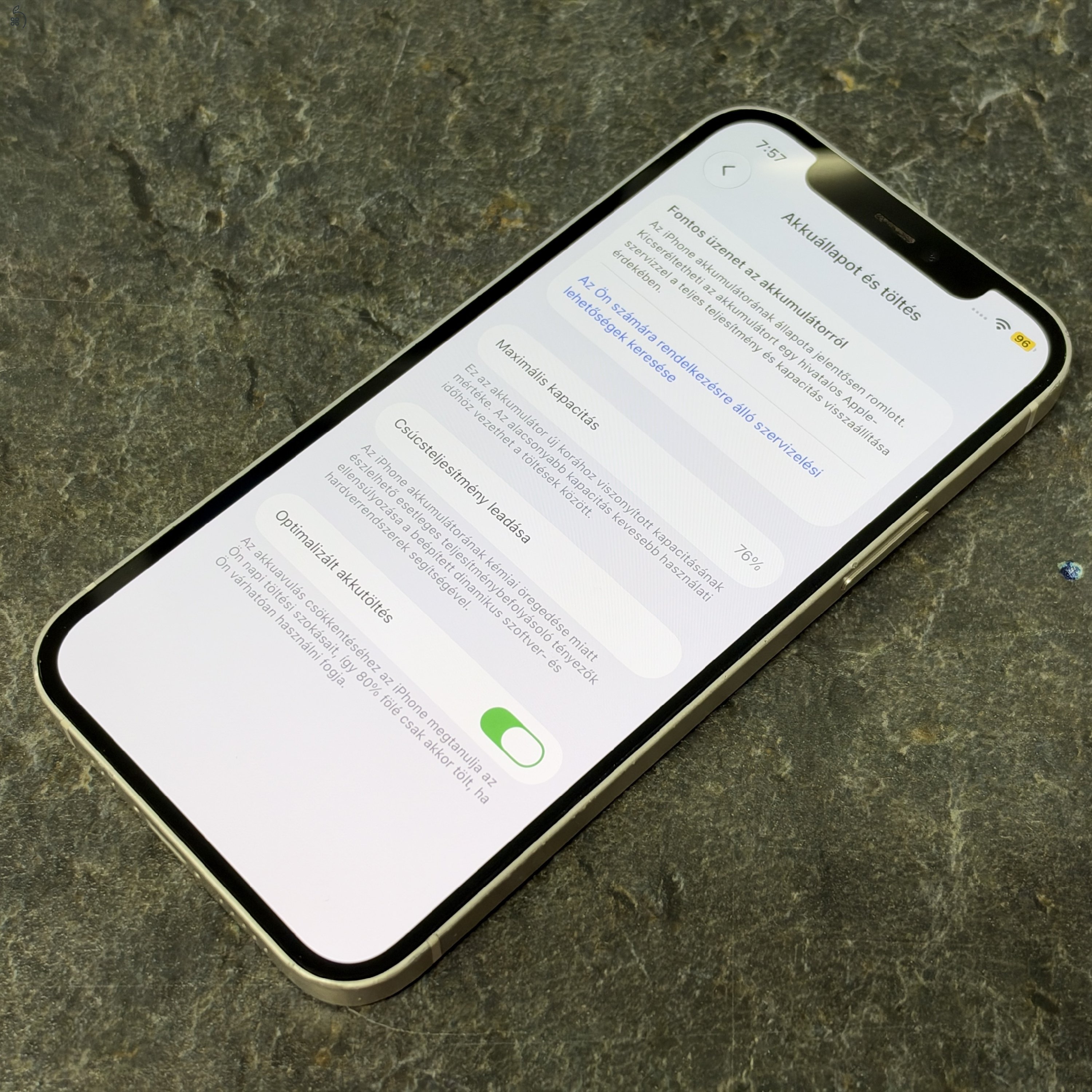 iPhone 12 64GB Fehér