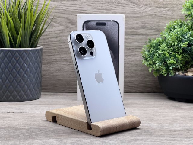 iPhone 15 Pro White Titanium 128GB 2 ÉV Garanciával Számlával