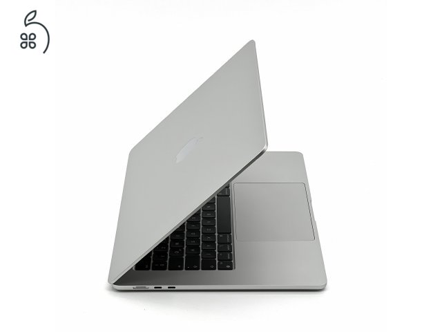 MacBook Air 15″ 2024, M3 8 Core, 16 GB RAM, 10 core GPU, 512 GB SSD, Silver 27% Áfa, 0650AB