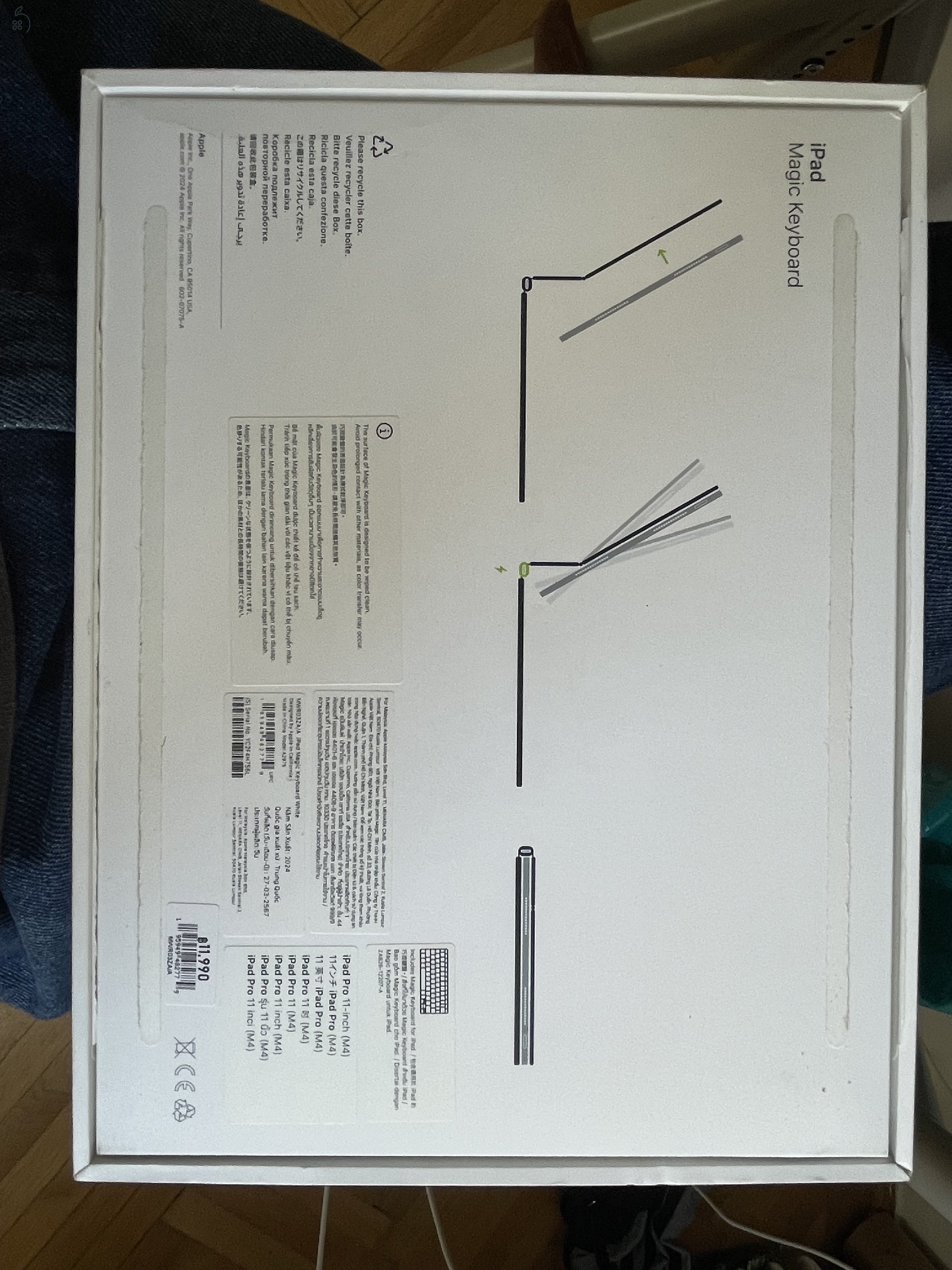 Apple Magic Keyboard - angol kiosztással, 11-es mérethez