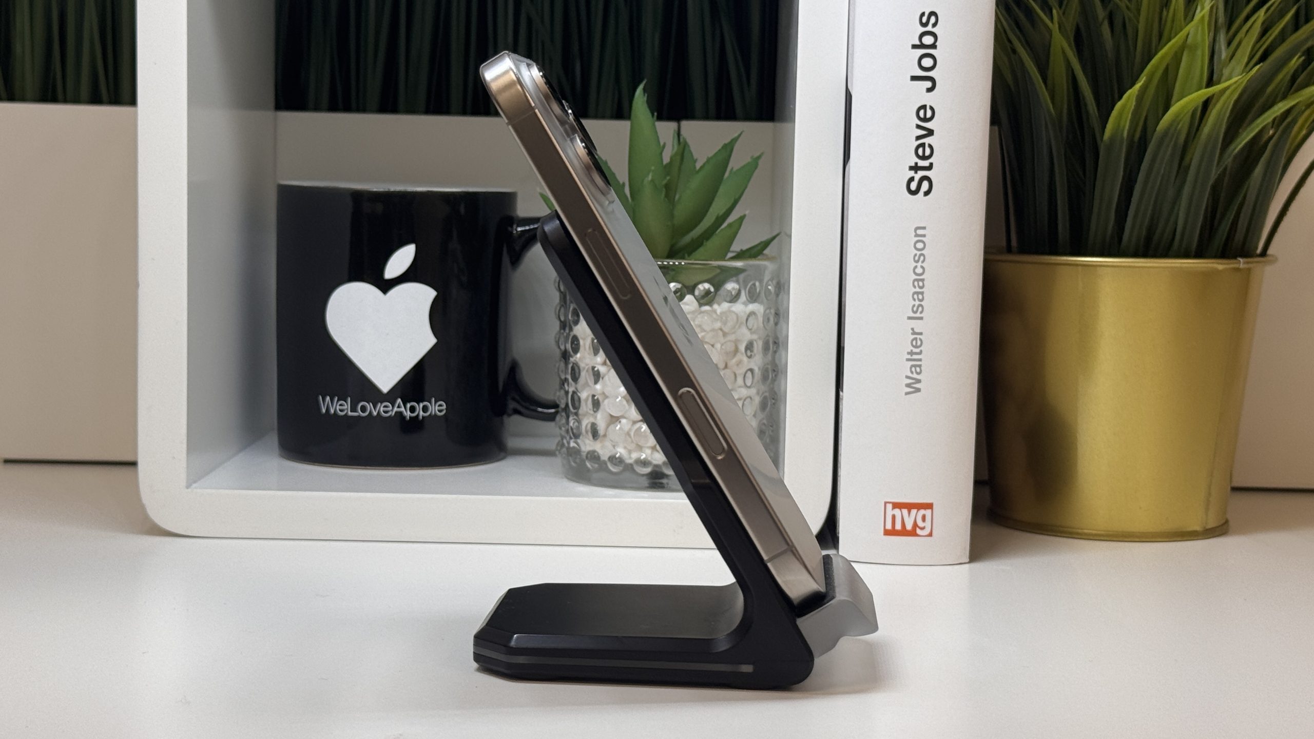 iPhone 16 Pro, 256GB, Natúr Titán, Számla, 2 Év Garancia