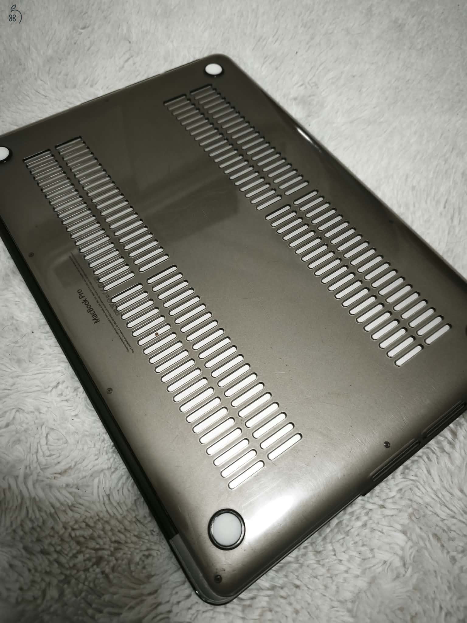 Eladó Mac Book A1398