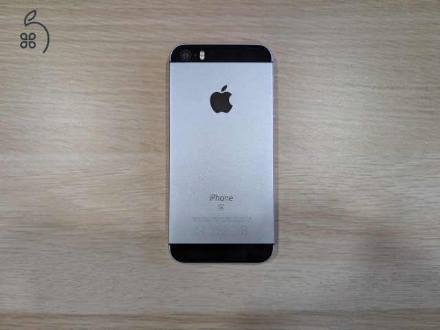 Apple iPhone SE 1. gen (2016) – 32 GB – Space Gray (Asztroszürke)