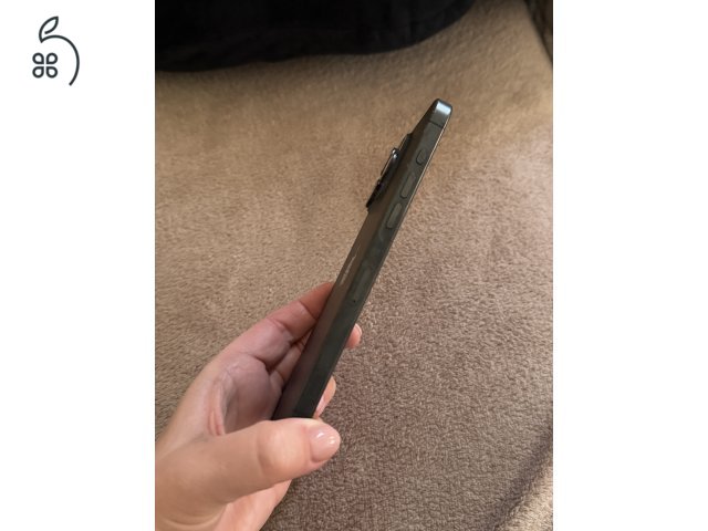  Eladó iPhone 15 Pro Max!