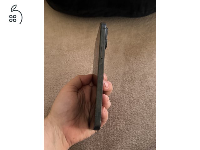  Eladó iPhone 15 Pro Max!