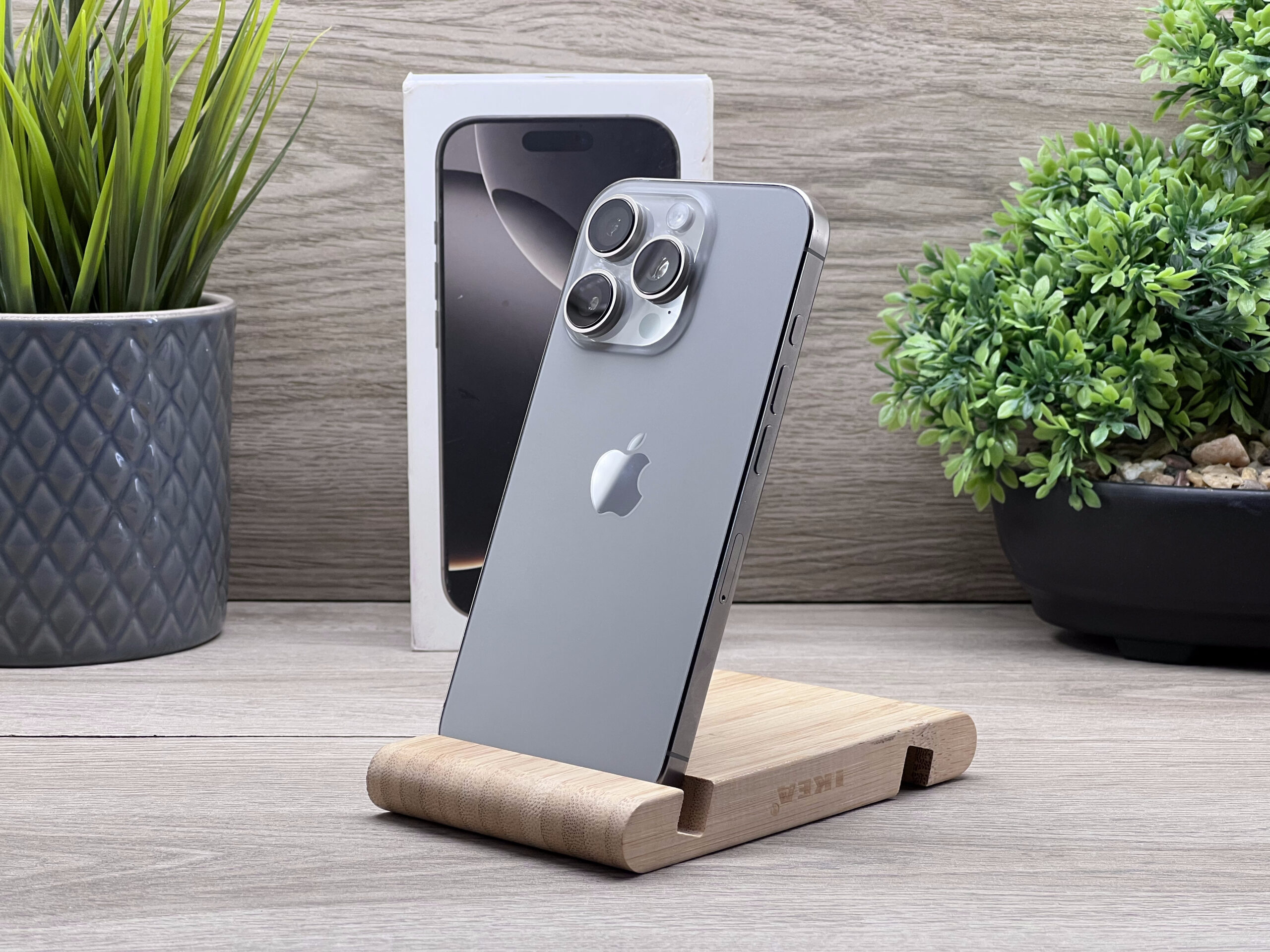 iPhone 16 Pro Natural Titanium 128GB 2 ÉV Garanciával Számlával