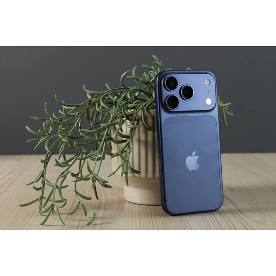 Használt Apple iPhone 17 Pro 256GB kék B US-8819