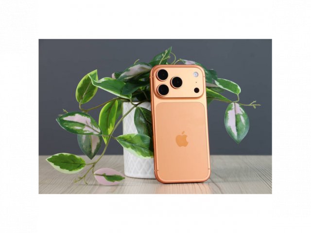 Használt Apple iPhone 17 Pro 256GB Cosmic Orange B US-8820