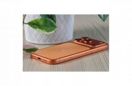 Használt Apple iPhone 17 Pro 256GB Cosmic Orange B US-8820