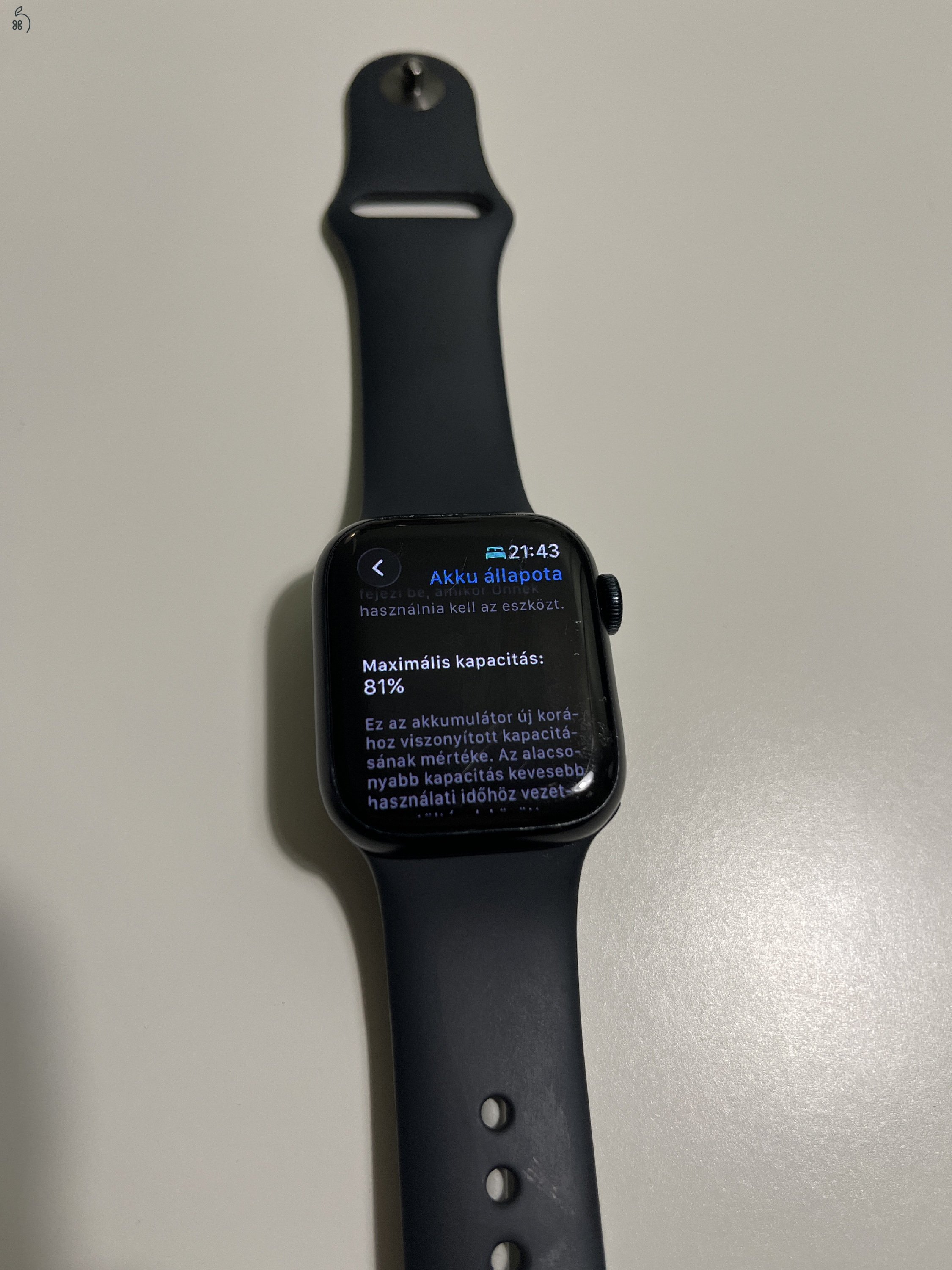 Apple watch series 8