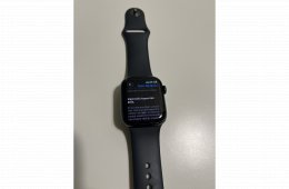 Apple watch series 8