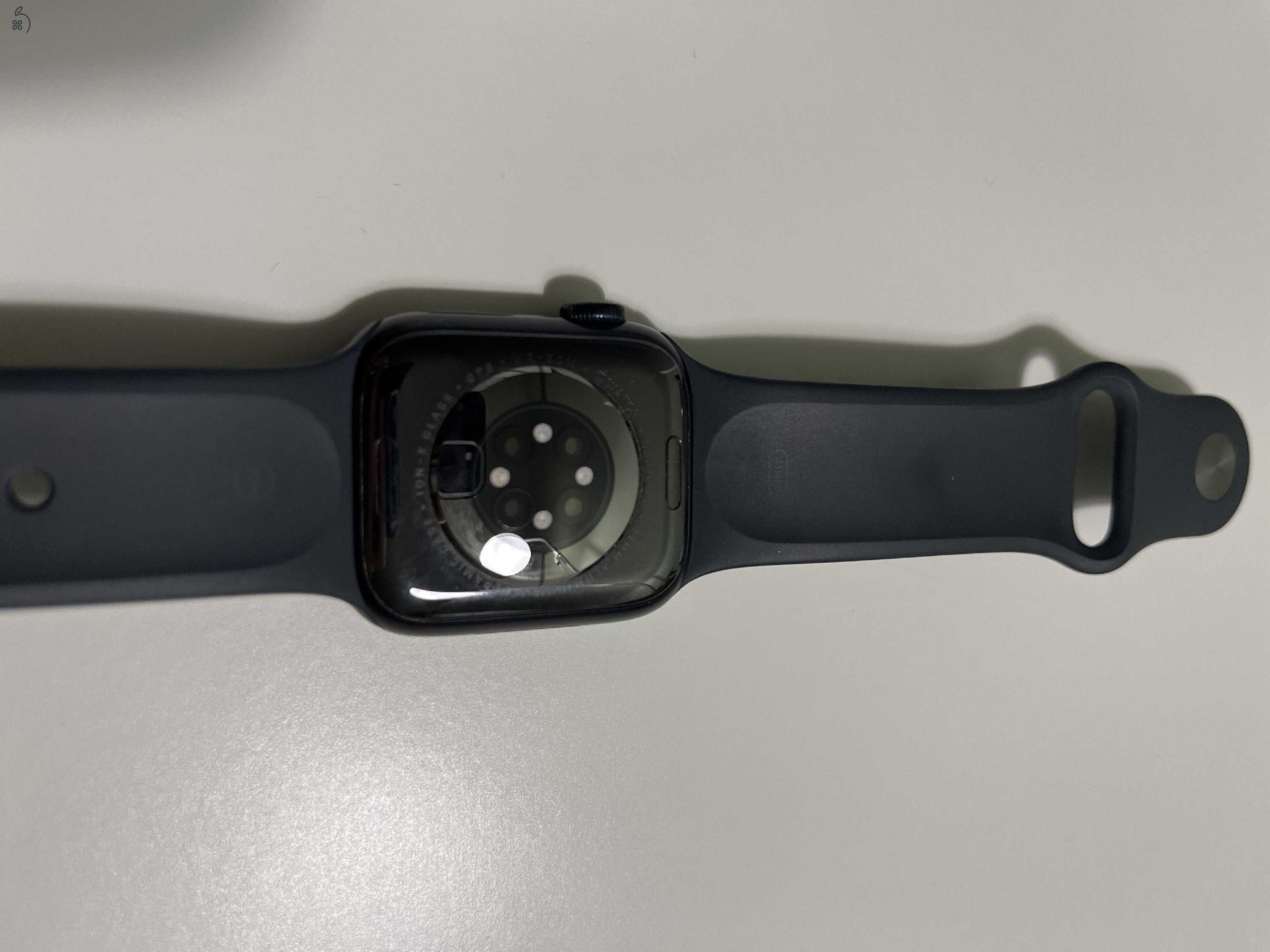 Apple watch series 8