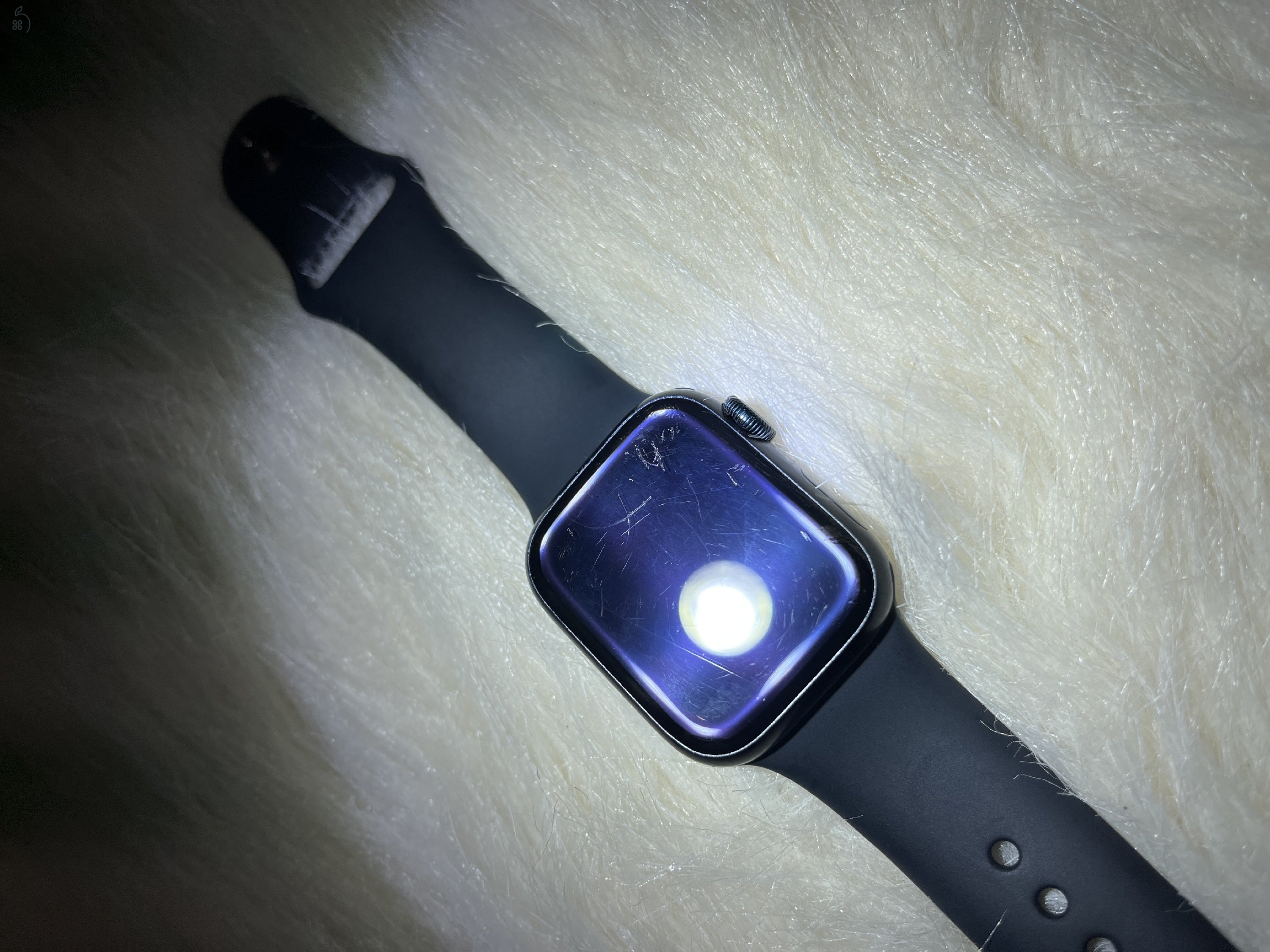 Apple watch series 8