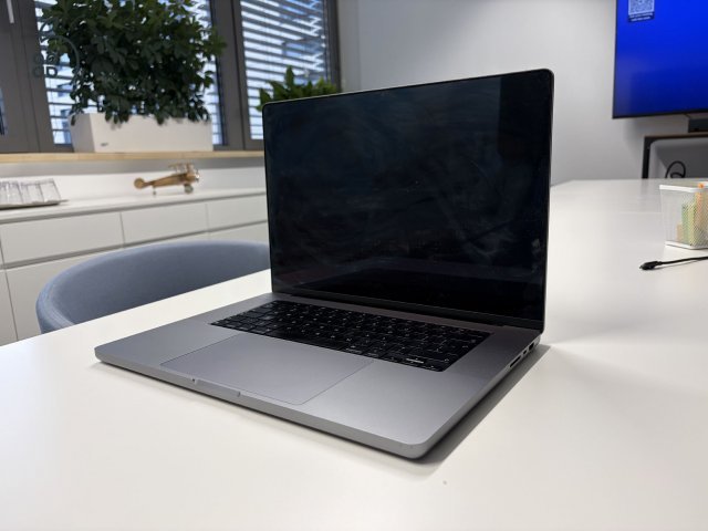 Macbook Pro 16