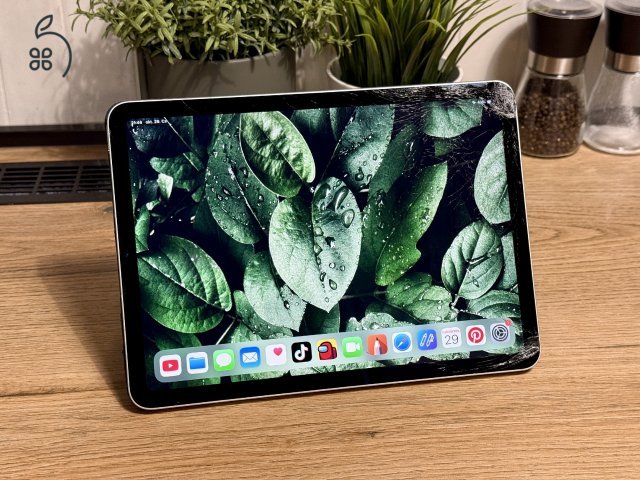 Apple iPad Air 4th gen Wifi 64 GB - törtött üveg