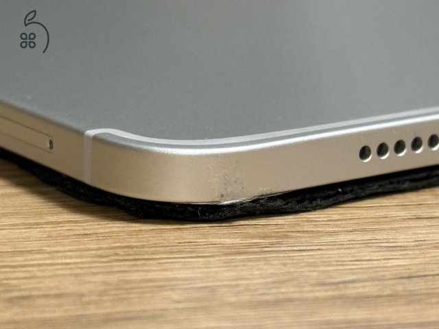 Apple iPad Air 4th gen Wifi 64 GB - törtött üveg