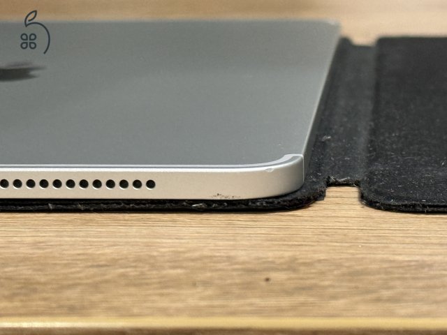 Apple iPad Air 4th gen Wifi 64 GB - törtött üveg