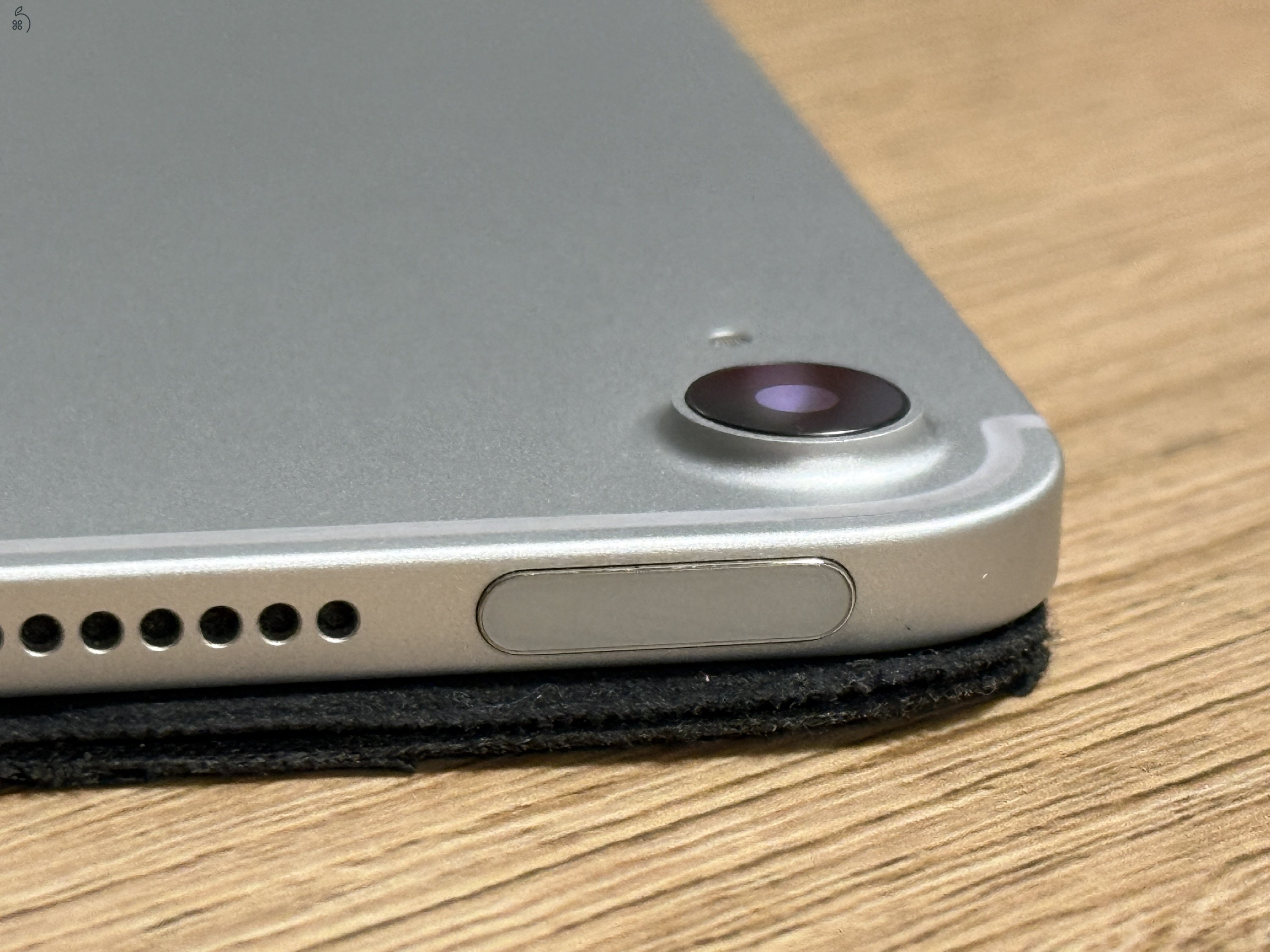 Apple iPad Air 4th gen Wifi 64 GB - törtött üveg